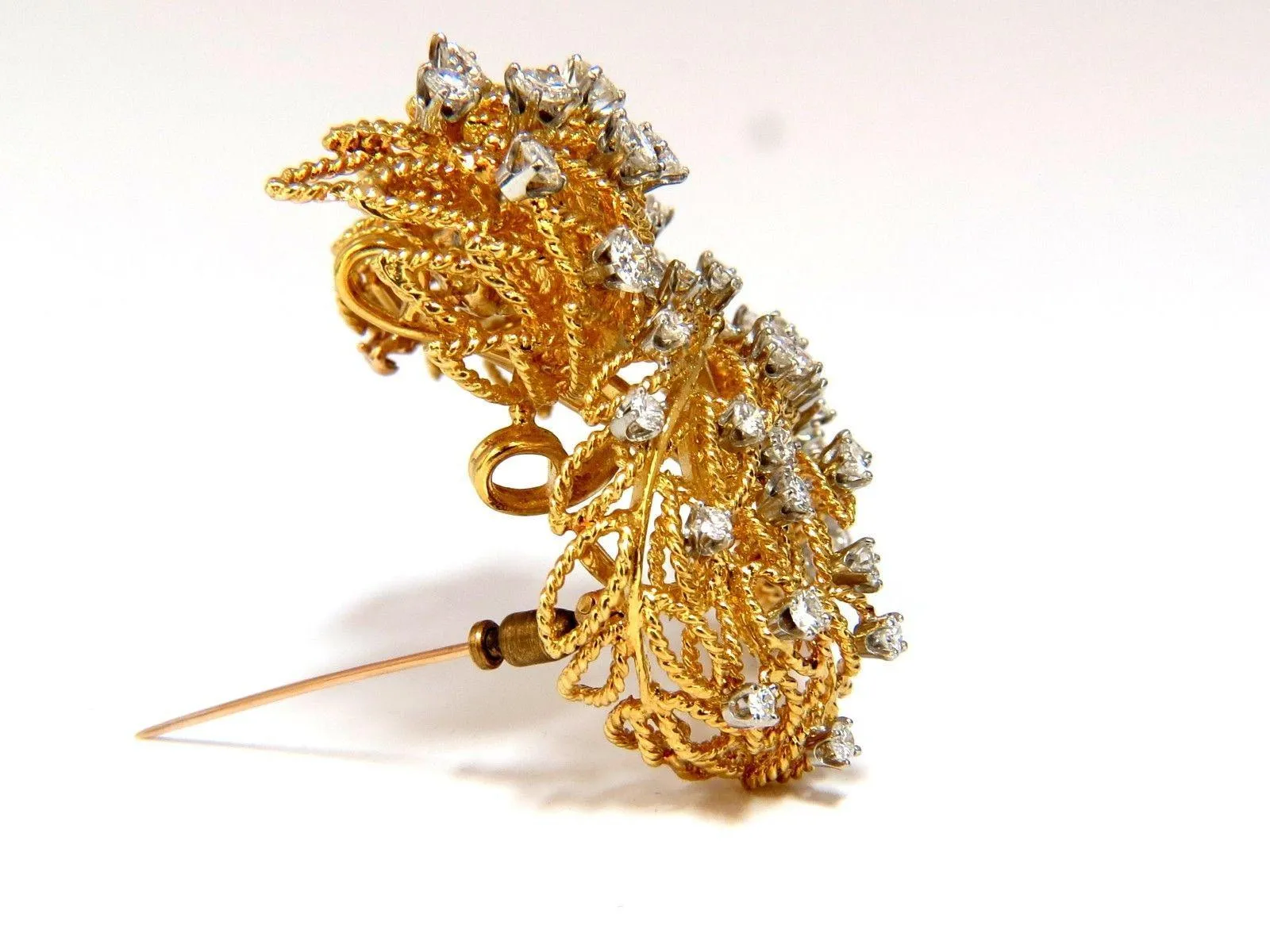 10ct natural diamonds neoclassical brooch 18kt gold platinum Ref 12316