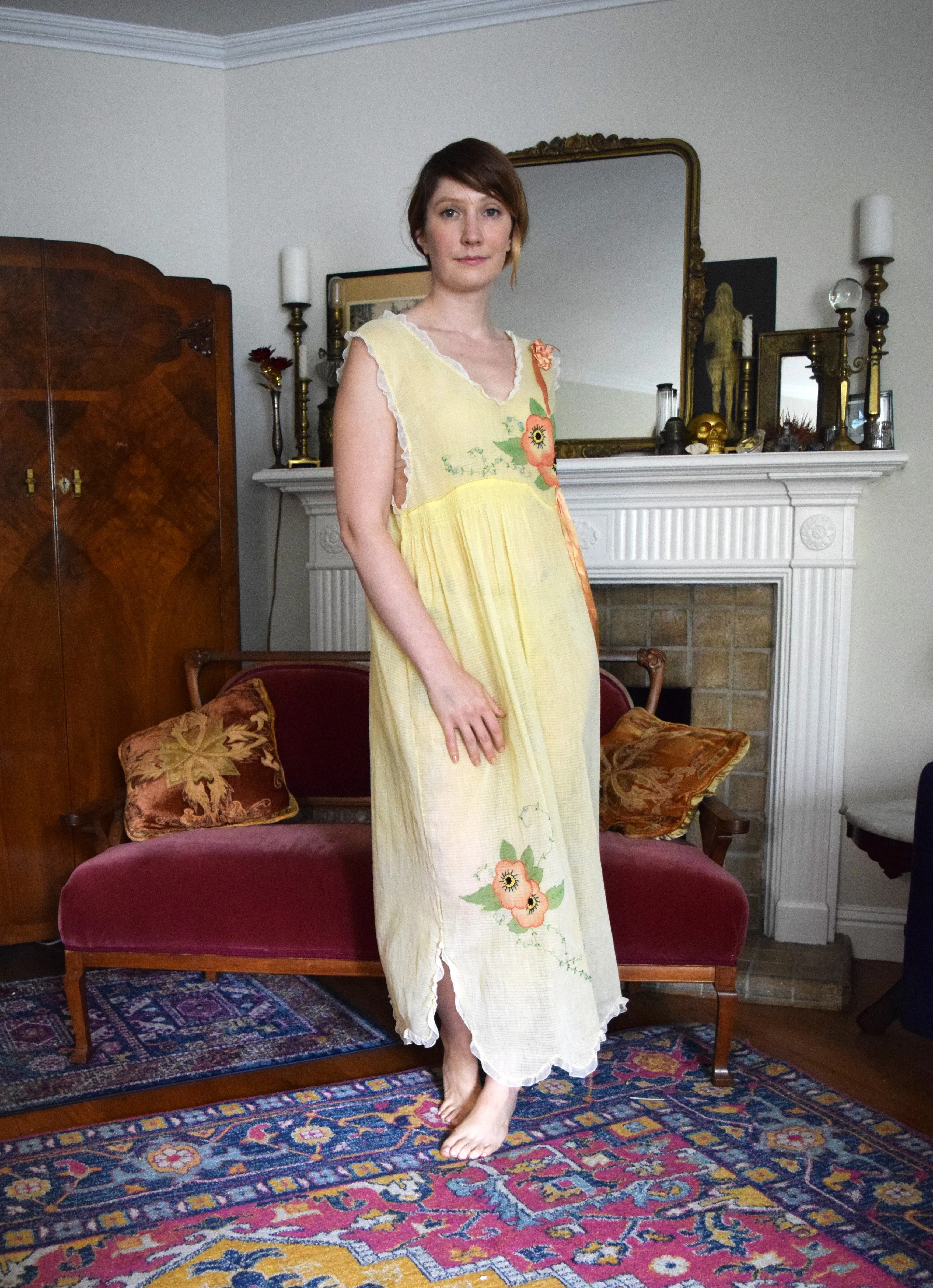 1920s chemise . antique vintage yellow nightgown . size xs to medium