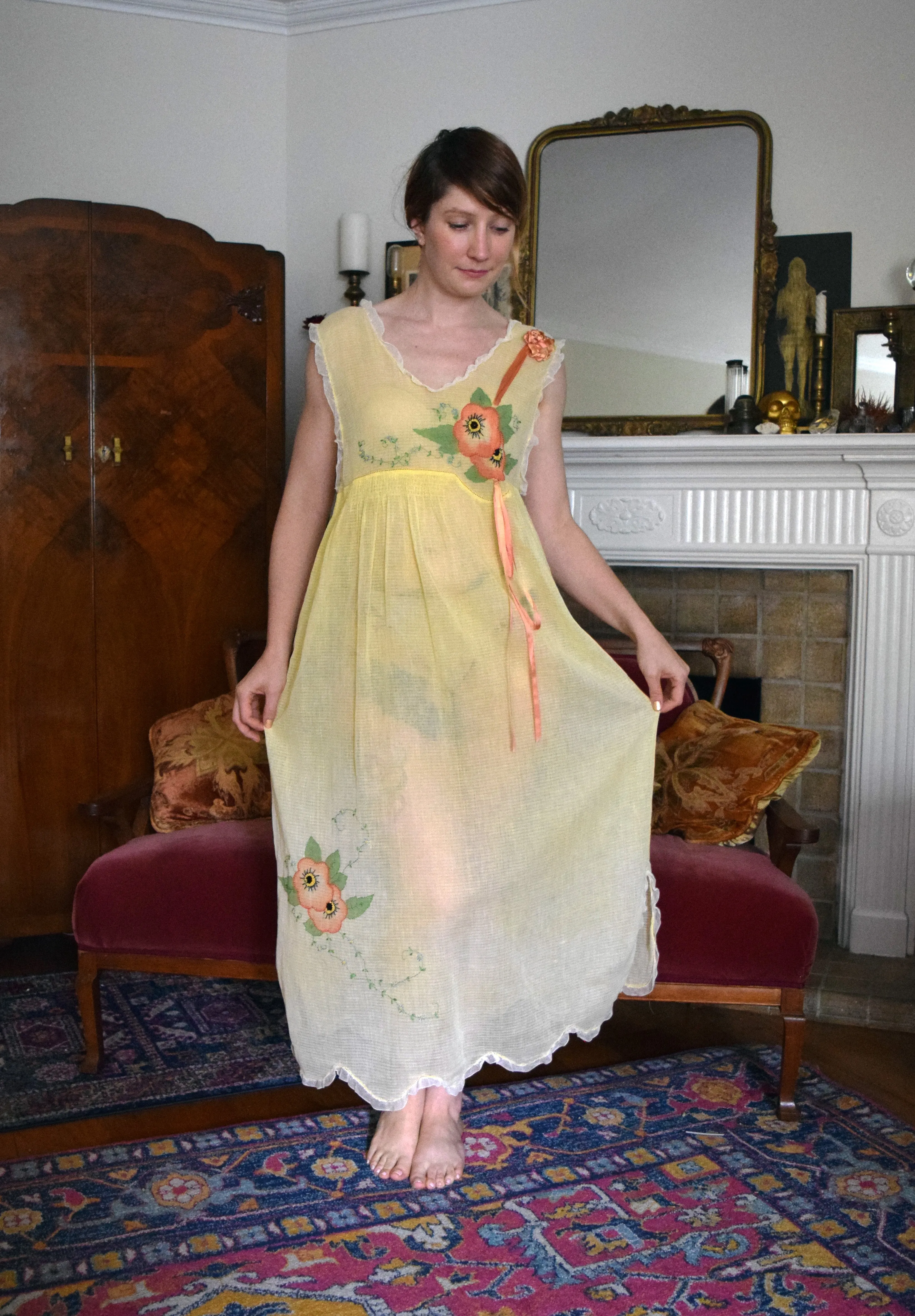 1920s chemise . antique vintage yellow nightgown . size xs to medium