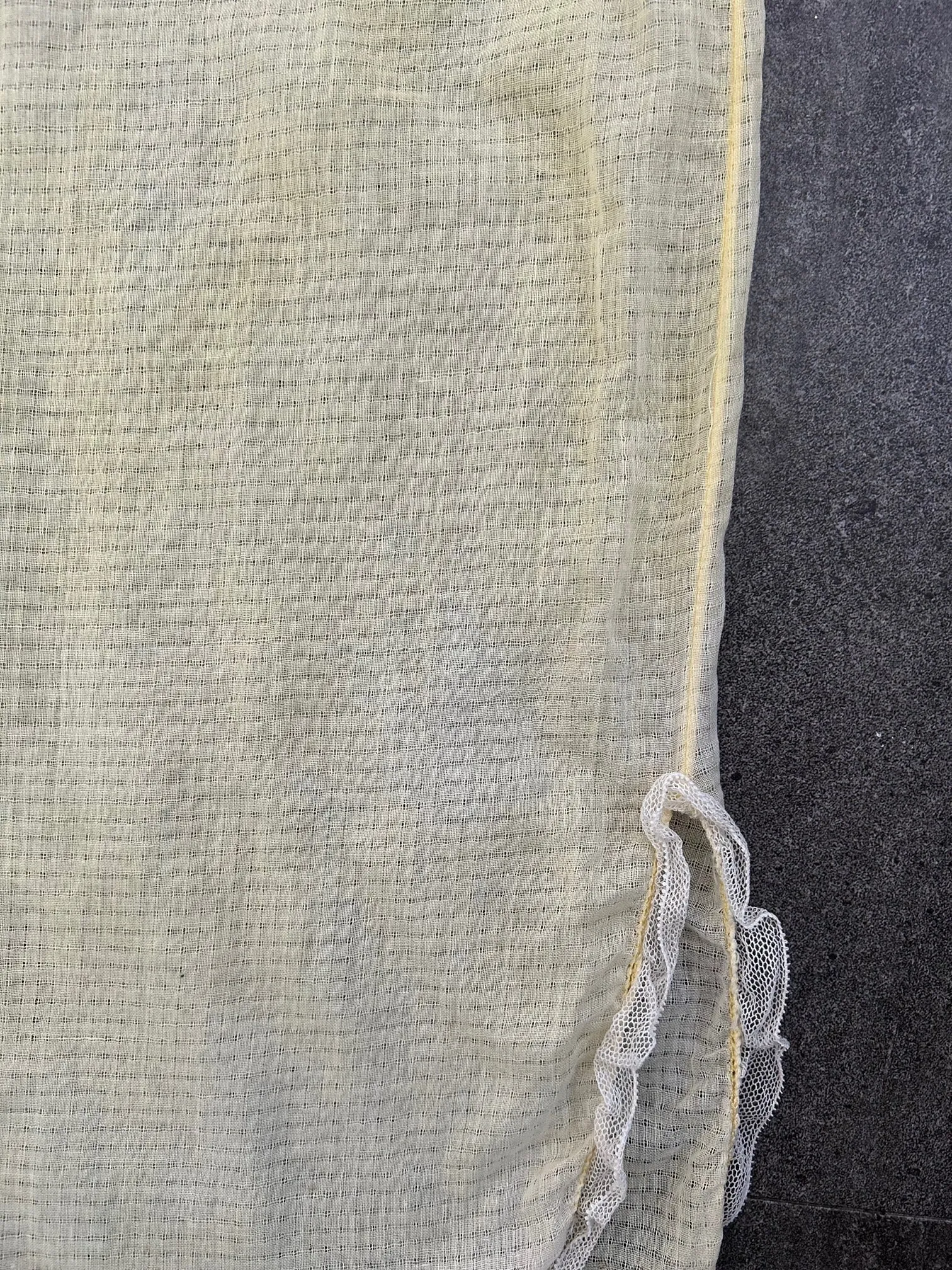 1920s chemise . antique vintage yellow nightgown . size xs to medium