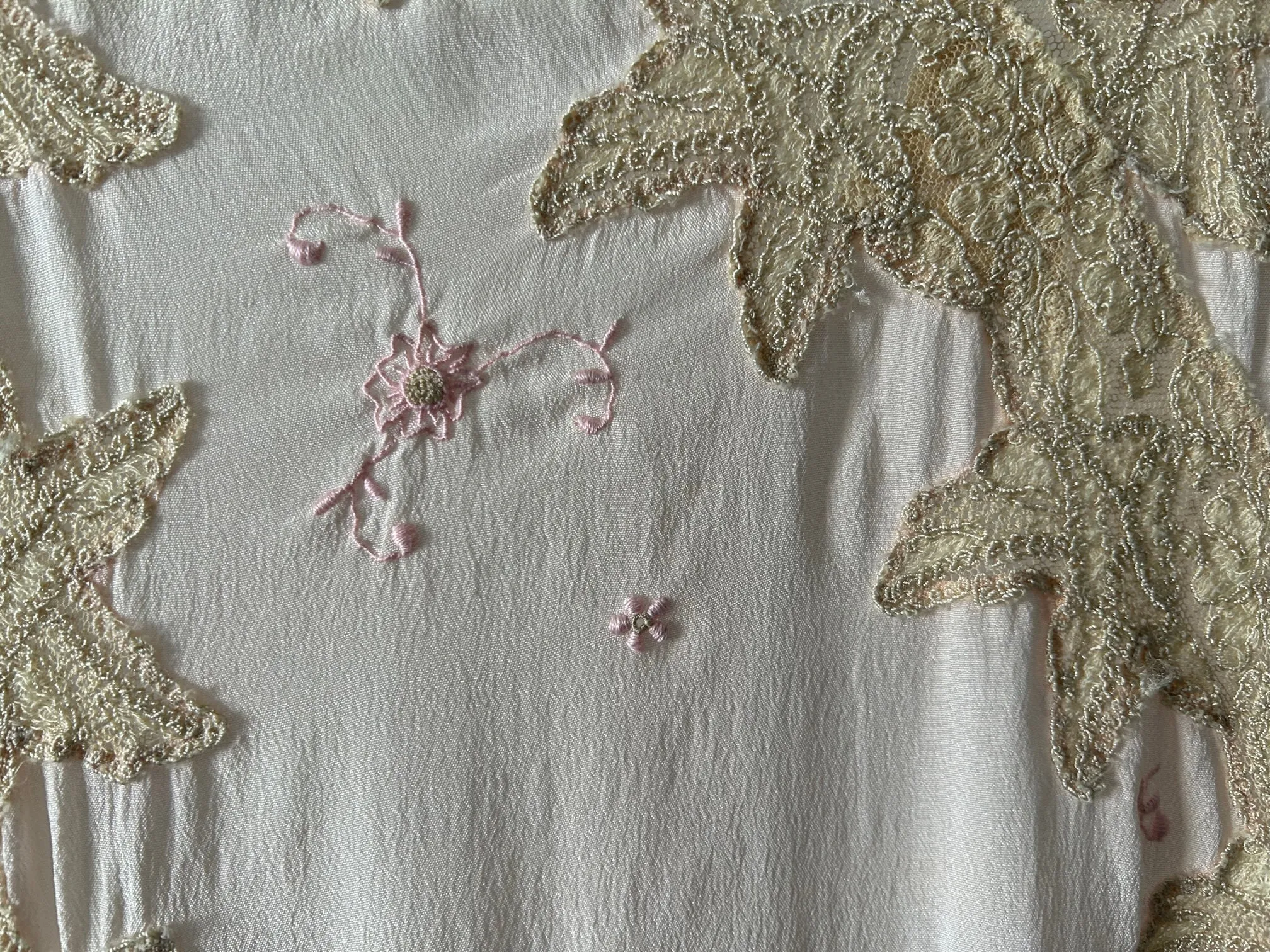1920s silk and inset lace chemise . vintage shift dress . size xs to medium