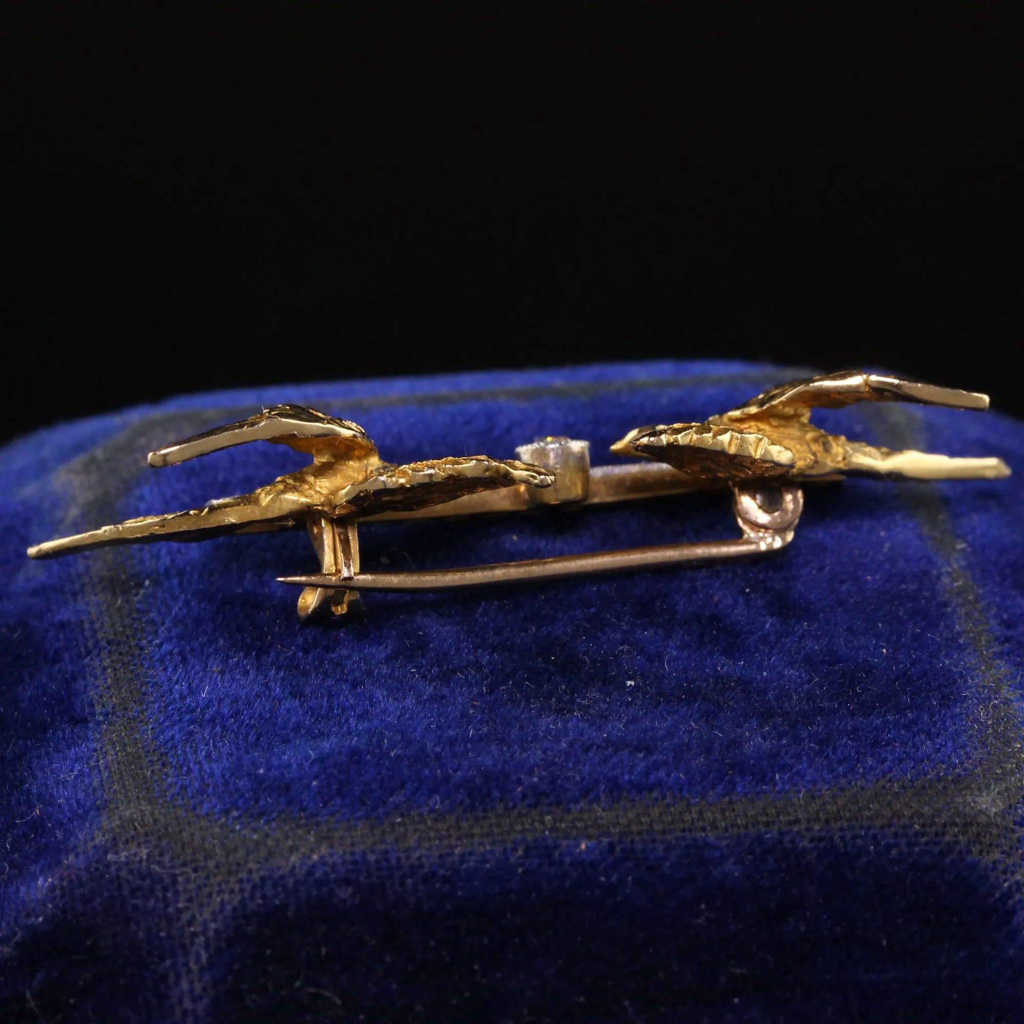 Antique Edwardian 18K Yellow Gold Platinum Top Rose Cut Double Bird Pin