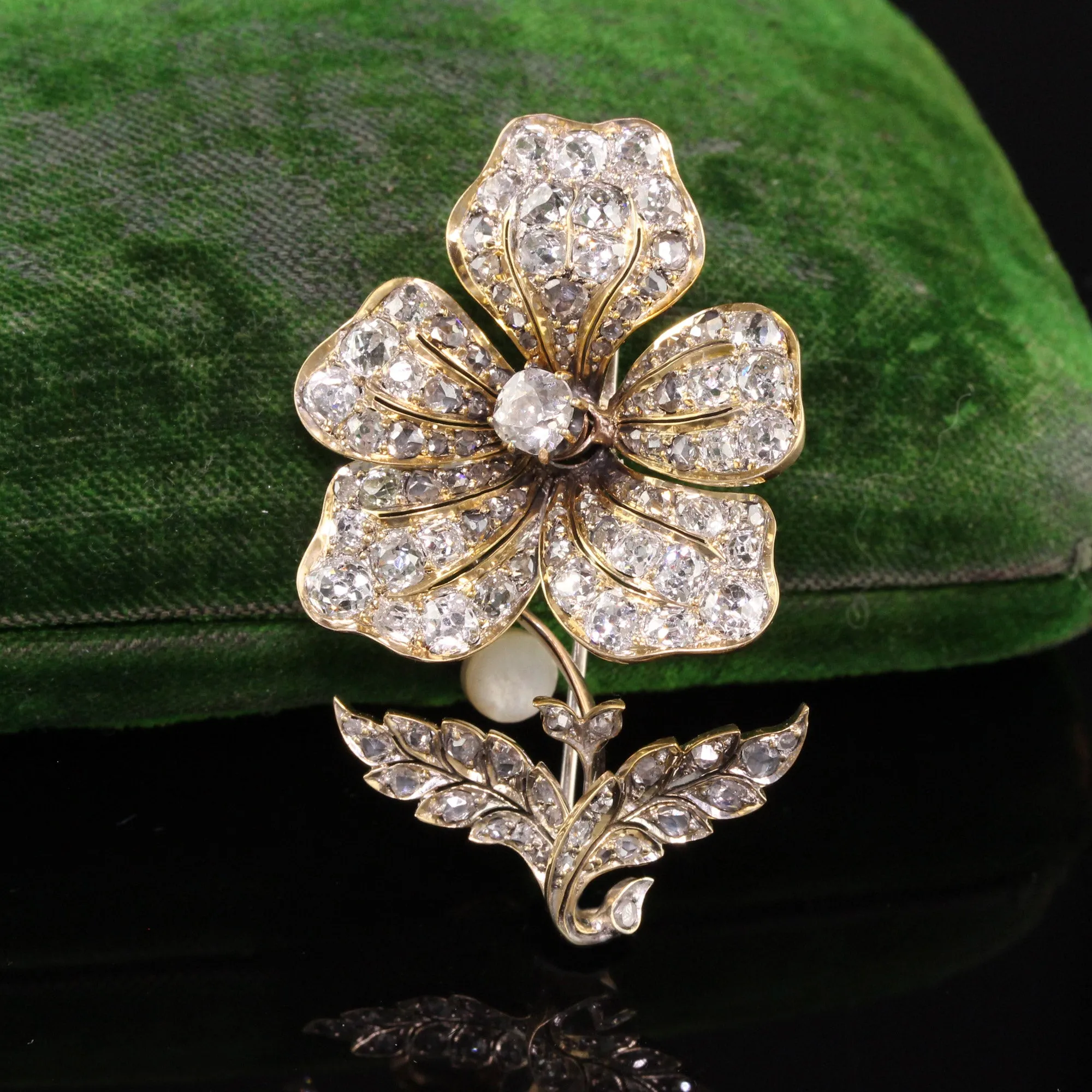 Antique Victorian 18K Yellow Gold Old Mine Diamond En Tremblant Flower Pin