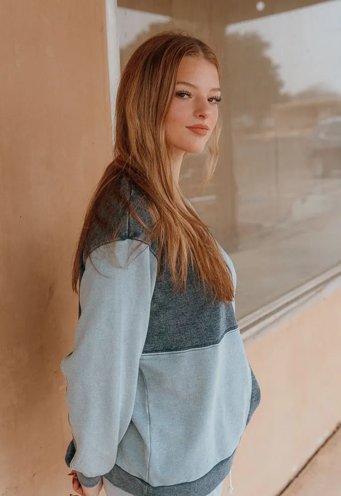 Fair & Square Denim Sweatshirt Washed Indigo ZT244196