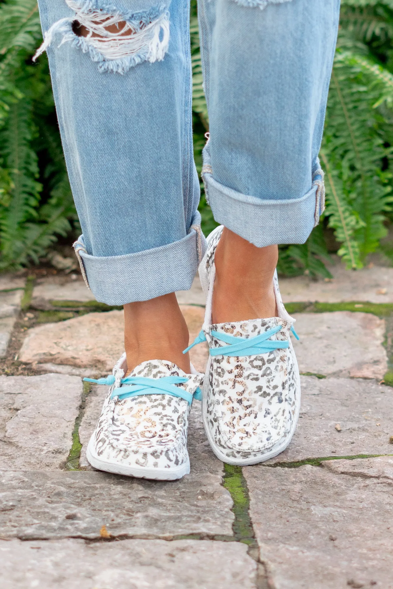 Jazzy Canvas Boat Shoe Sneakers - White