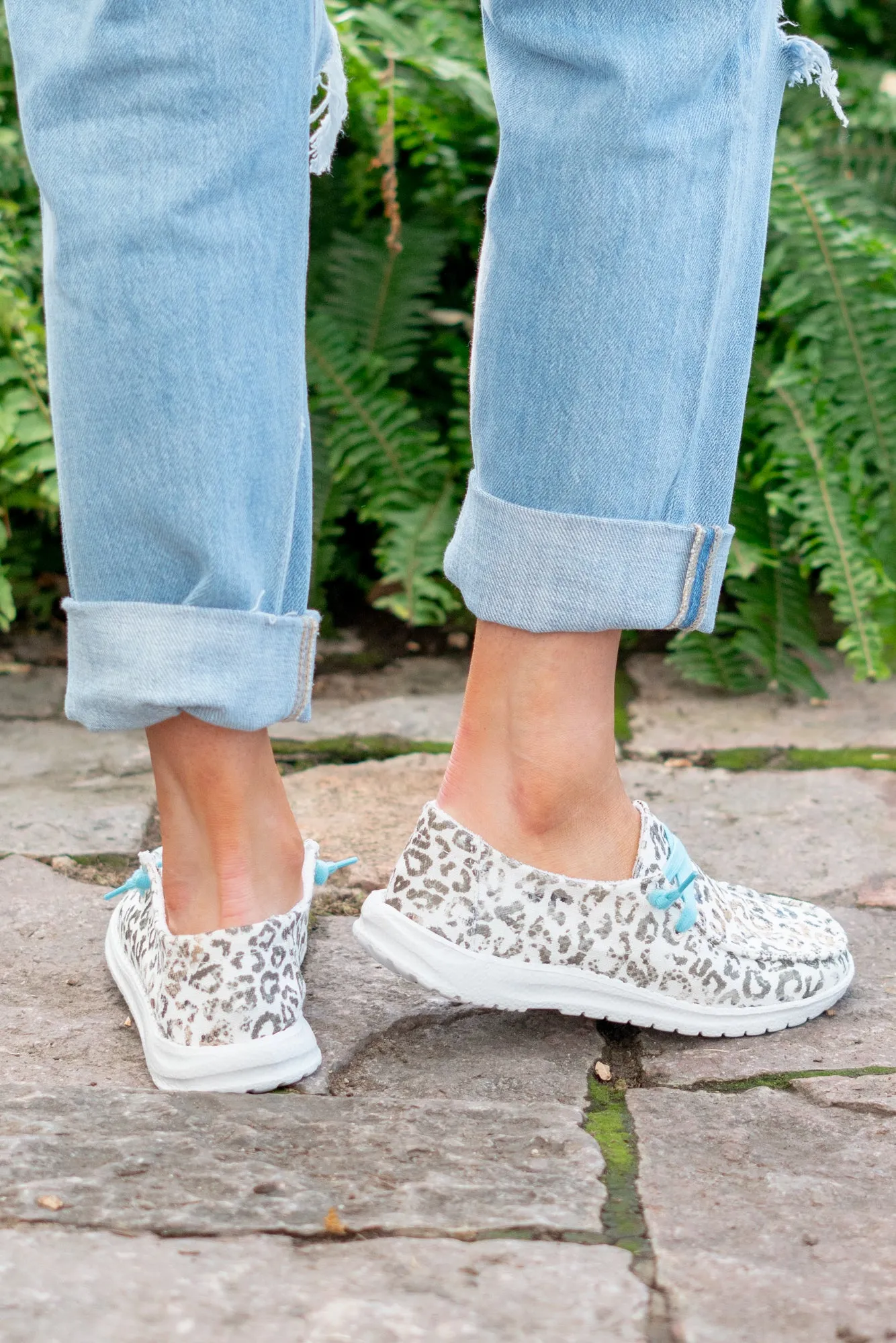 Jazzy Canvas Boat Shoe Sneakers - White