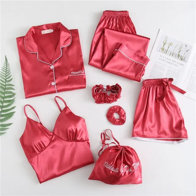 🌹Ladies 7 PIECE Satin Sleepwear/Lounging Set.
