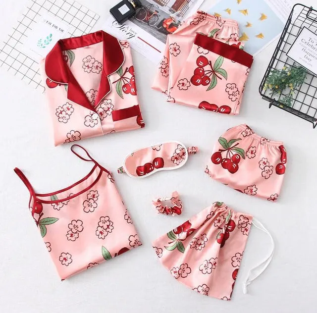 🌹Ladies 7 PIECE Satin Sleepwear/Lounging Set.