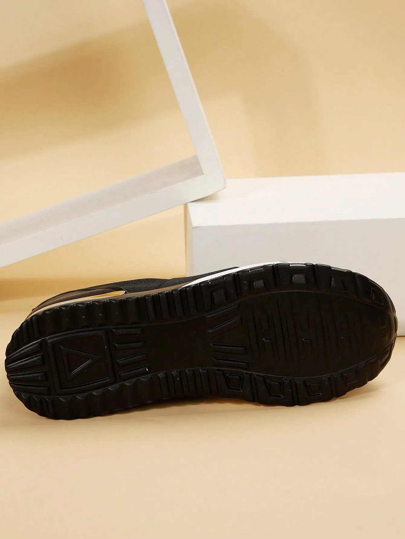 Lightweight Black Round Toe Loafer Canvas Shoes