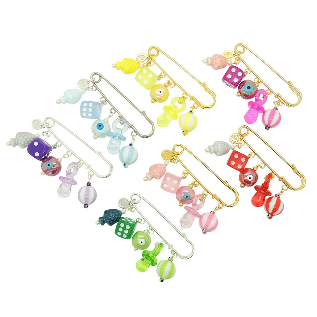 Newborn Lucky Number Five Charm Brooch
