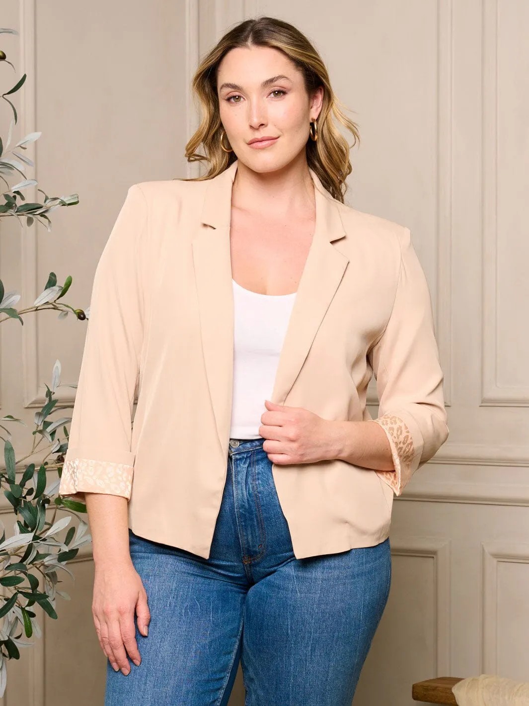 PLUS SIZE 3/4 SLEEVE OPEN FRONT BLAZER