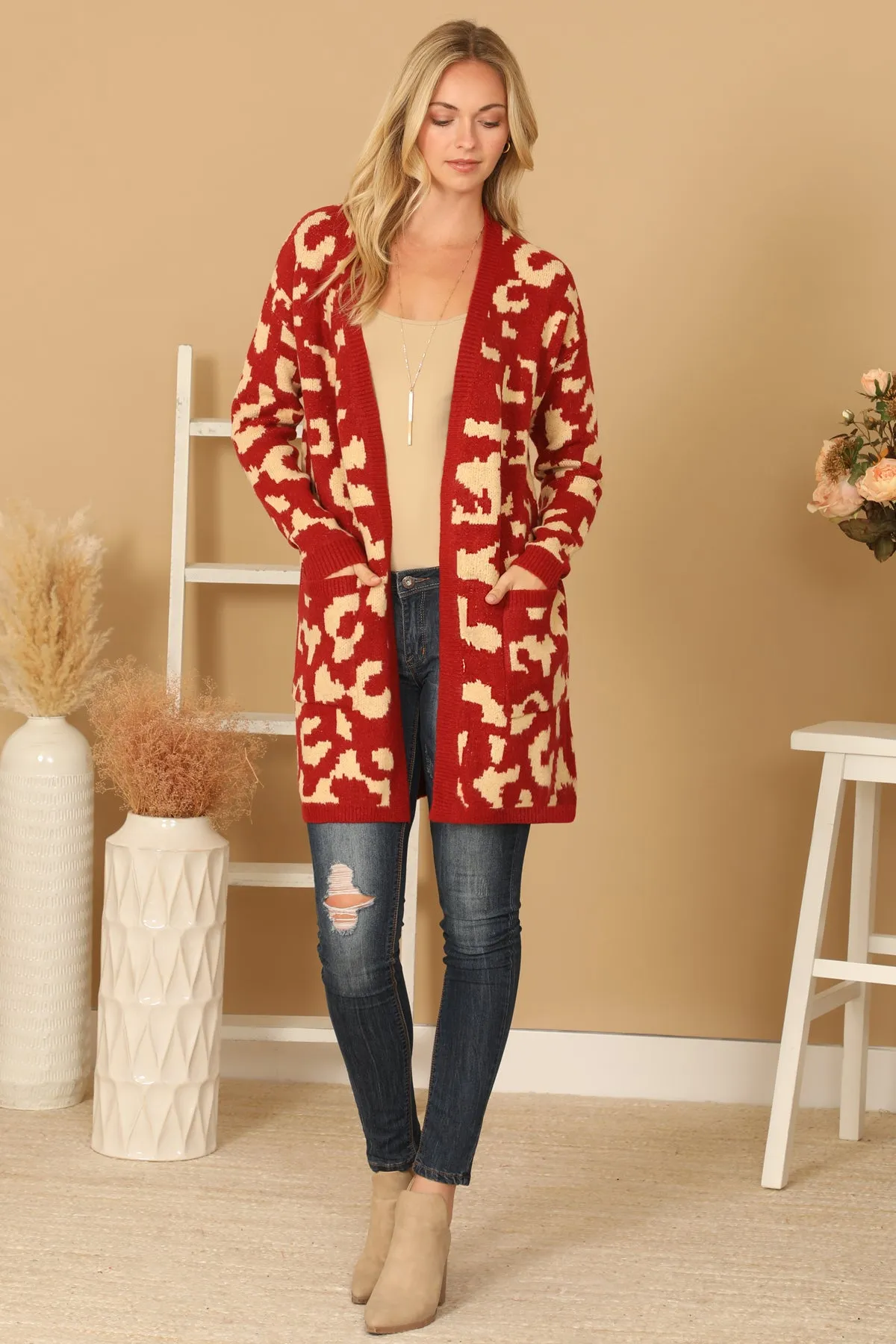 PLUS SIZE KNITTED FRONT POCKET PRINTED OPEN CARDIGAN