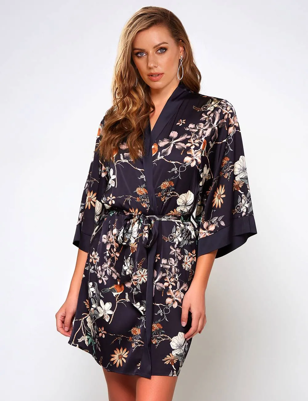Printing Silk Long Sleeves Sleepwear with Thong