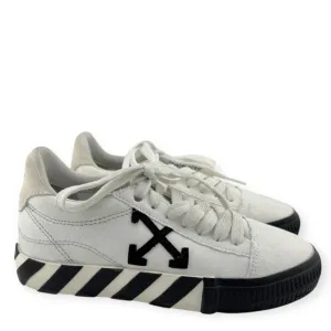 Shoes Sneakers