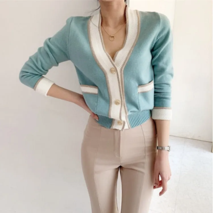 Single-breasted Contrast Knit Splicing Golden Button Sweaters