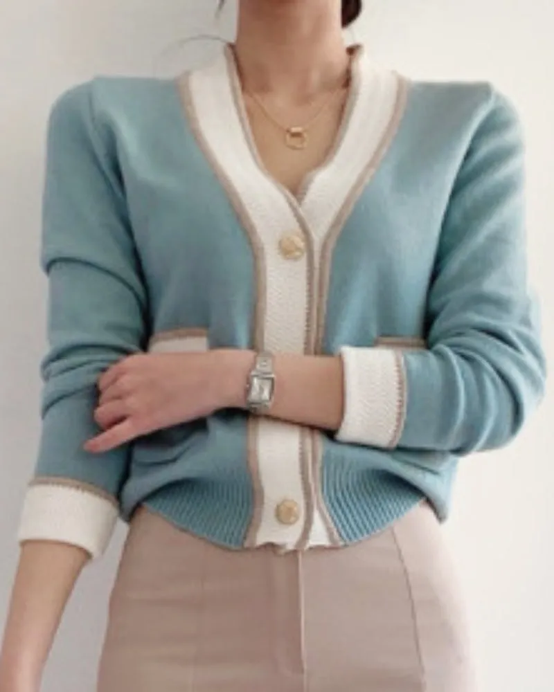 Single-breasted Contrast Knit Splicing Golden Button Sweaters