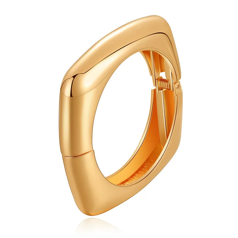 Sisslia Fashion Hot Sale Fashionable Square Bangle Zinc Alloy Gold Plated Bangle Bracelet Jewelry For Women