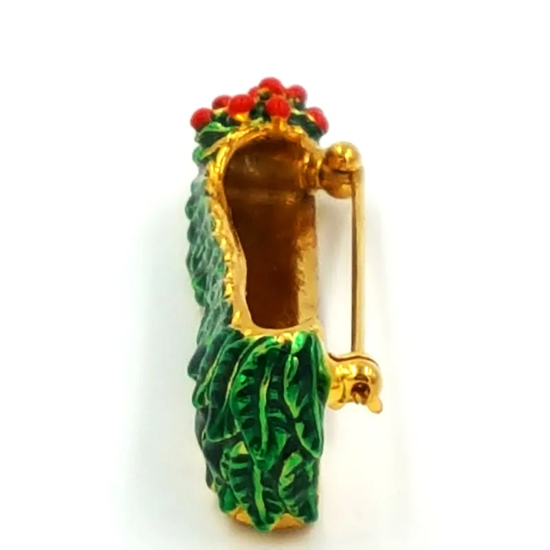 Vintage Metropolitan Museum of Art Christmas Holly Brooch