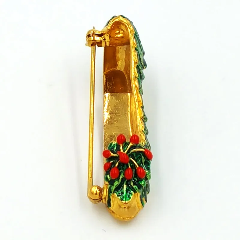 Vintage Metropolitan Museum of Art Christmas Holly Brooch