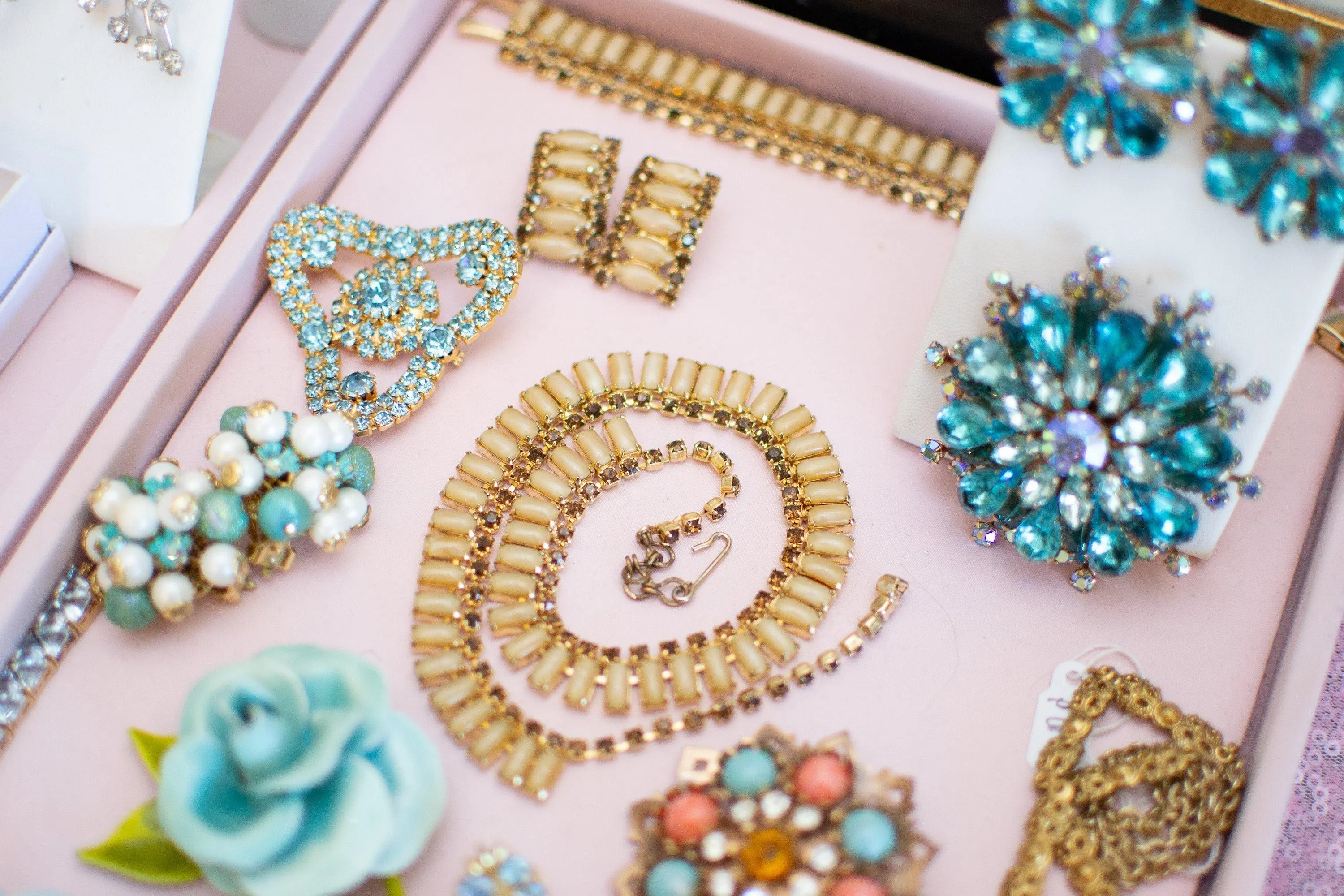 Vintage Retro Baby Blue Rhinestone Brooch