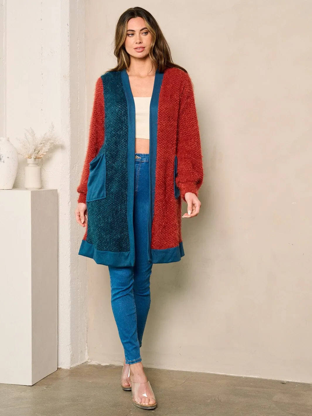 WOMEN'S LONG SLEEVE OPEN FRONT POCKETS COLORBLOCK FUZZY CARDIGAN